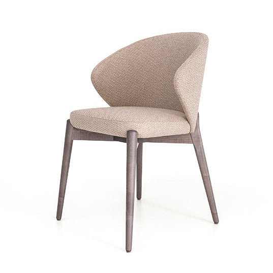 כסא Elicia CO.3212 מבית Fenabel בעיצוב CarlesiTonelli, קווים מעוקלים בלי קישוט