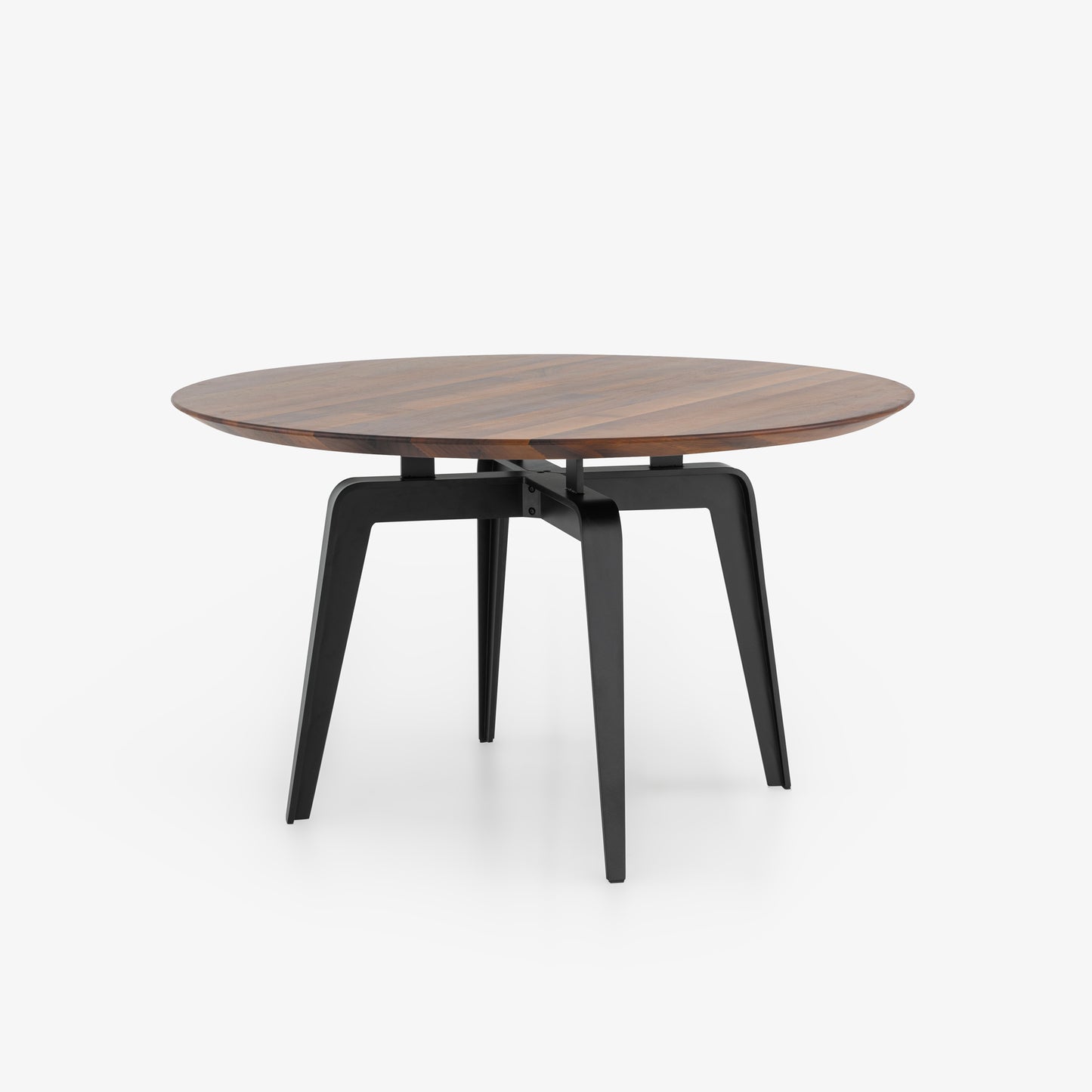 שולחן אוכל עגול ODESSA עם בסיס שחור, מבית Ligne Roset