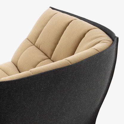 כורסת MOËL עם משענת נמוכה מבית Ligne Roset – תמונה 5