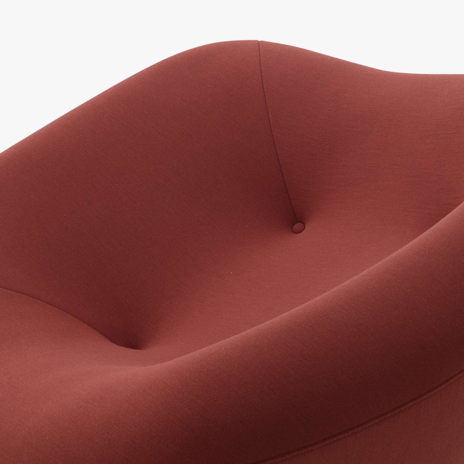 כורסת BONNIE מבית Ligne Roset – תמונה 5
