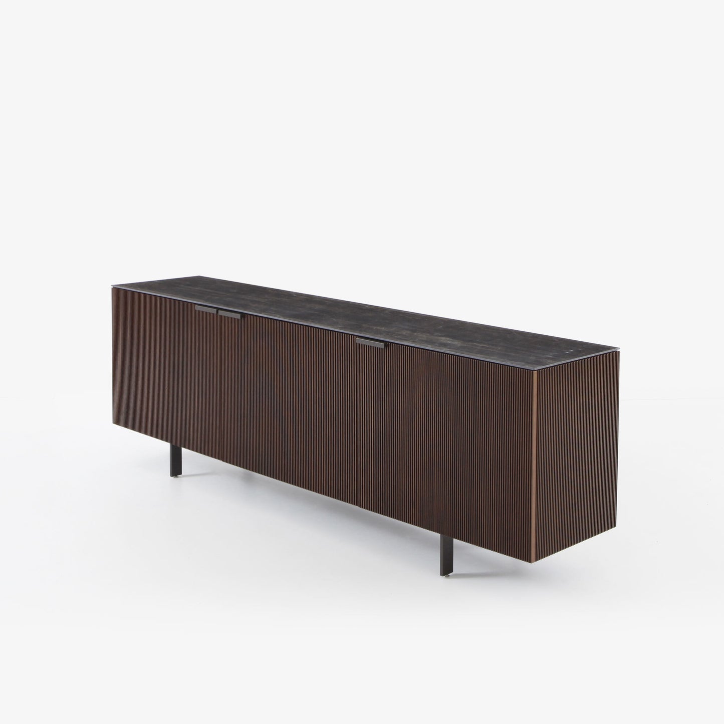 שידת SELVANS עם שלוש דלתות, מבית Ligne Roset – תמונה 3