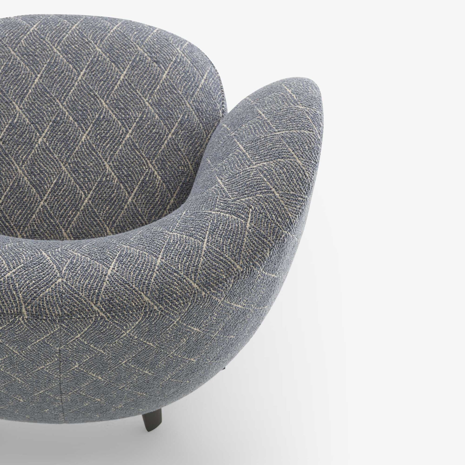 כורסת SOUFFLOT מבית Ligne Roset – תמונה 5