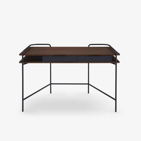 שולחן כתיבה ALANDO מבית Ligne Roset