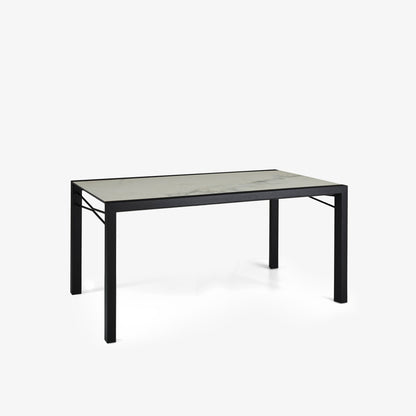 שולחן אוכל EXTENSIA עם משטח קרמיקה, מבית Ligne Roset