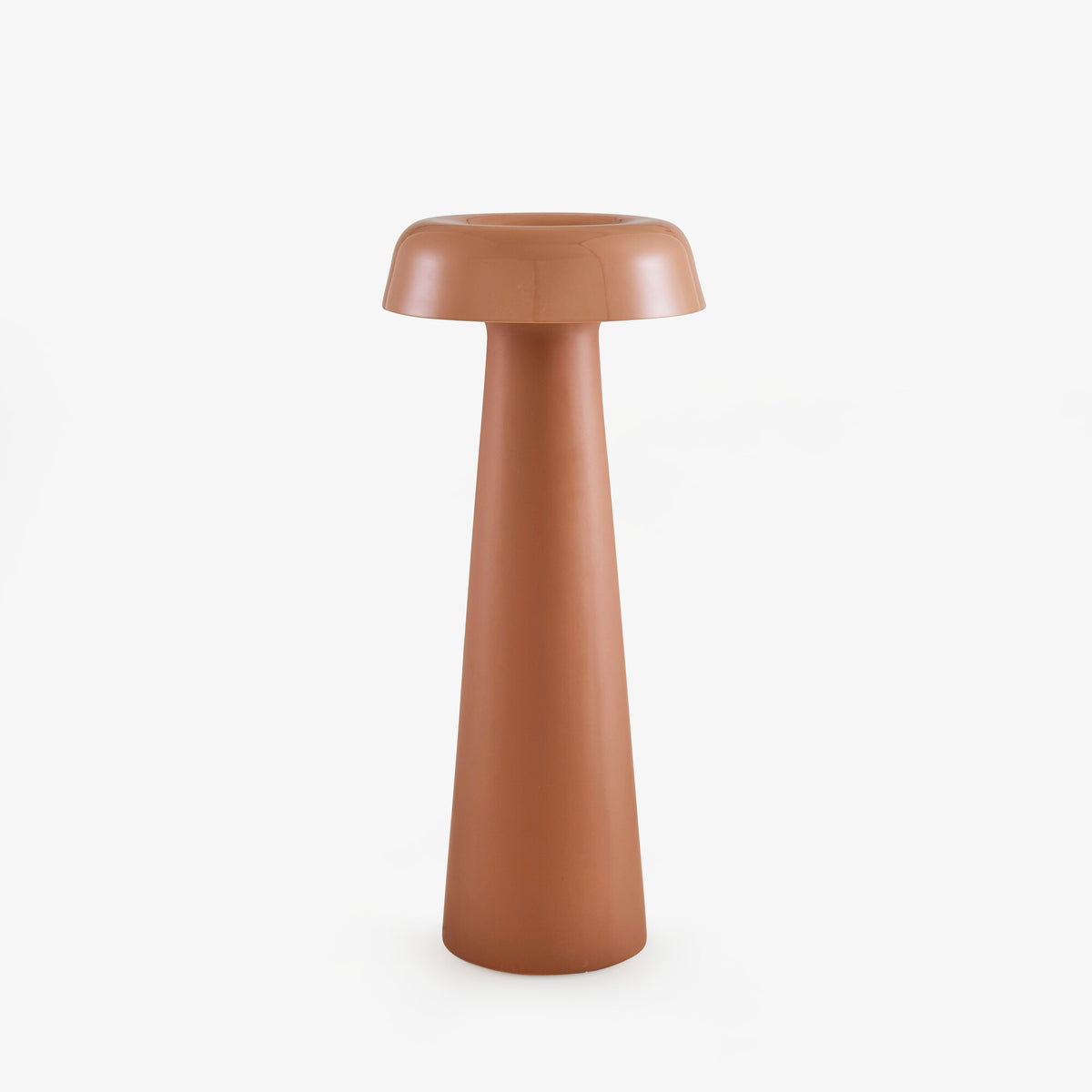 מנורת קריאה Shiitake מבית Ligne Roset מחרס מזוגג