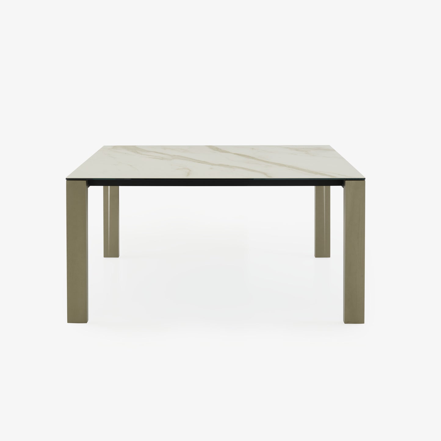 שולחן אוכל NAÎA מעץ אלון בגוון ברונזה, מבית Ligne Roset
