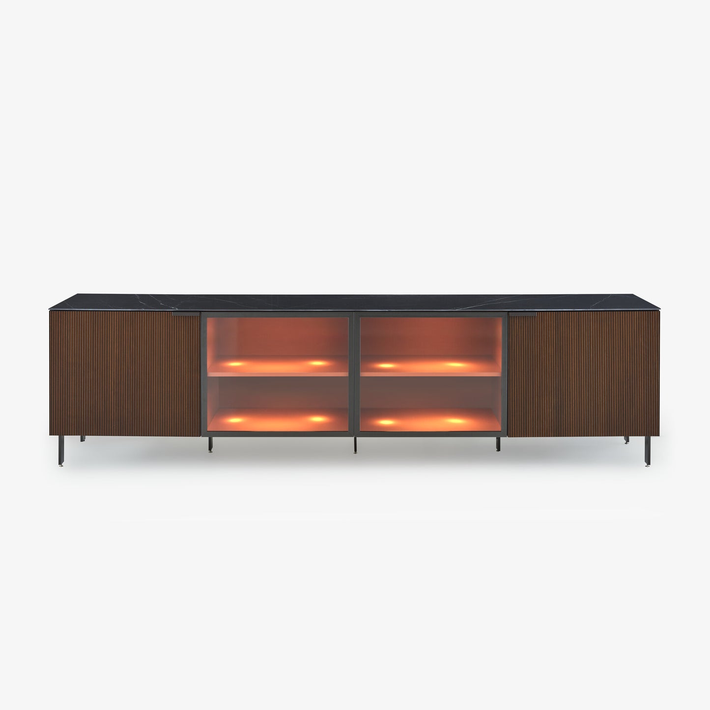 שידת SELVANS עם ארבע דלתות זכוכית, מבית Ligne Roset