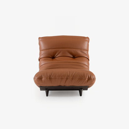 כורסת Marsala Fireside מבית Ligne Roset