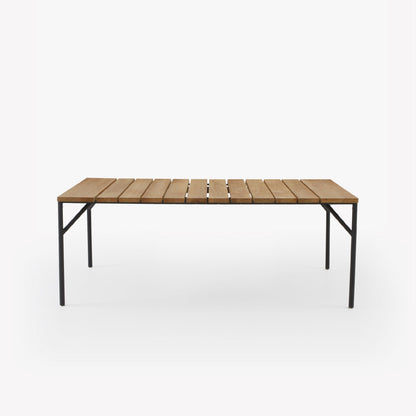 שולחן אוכל לחוץ LAPEL מעץ טיק, מבית Ligne Roset
