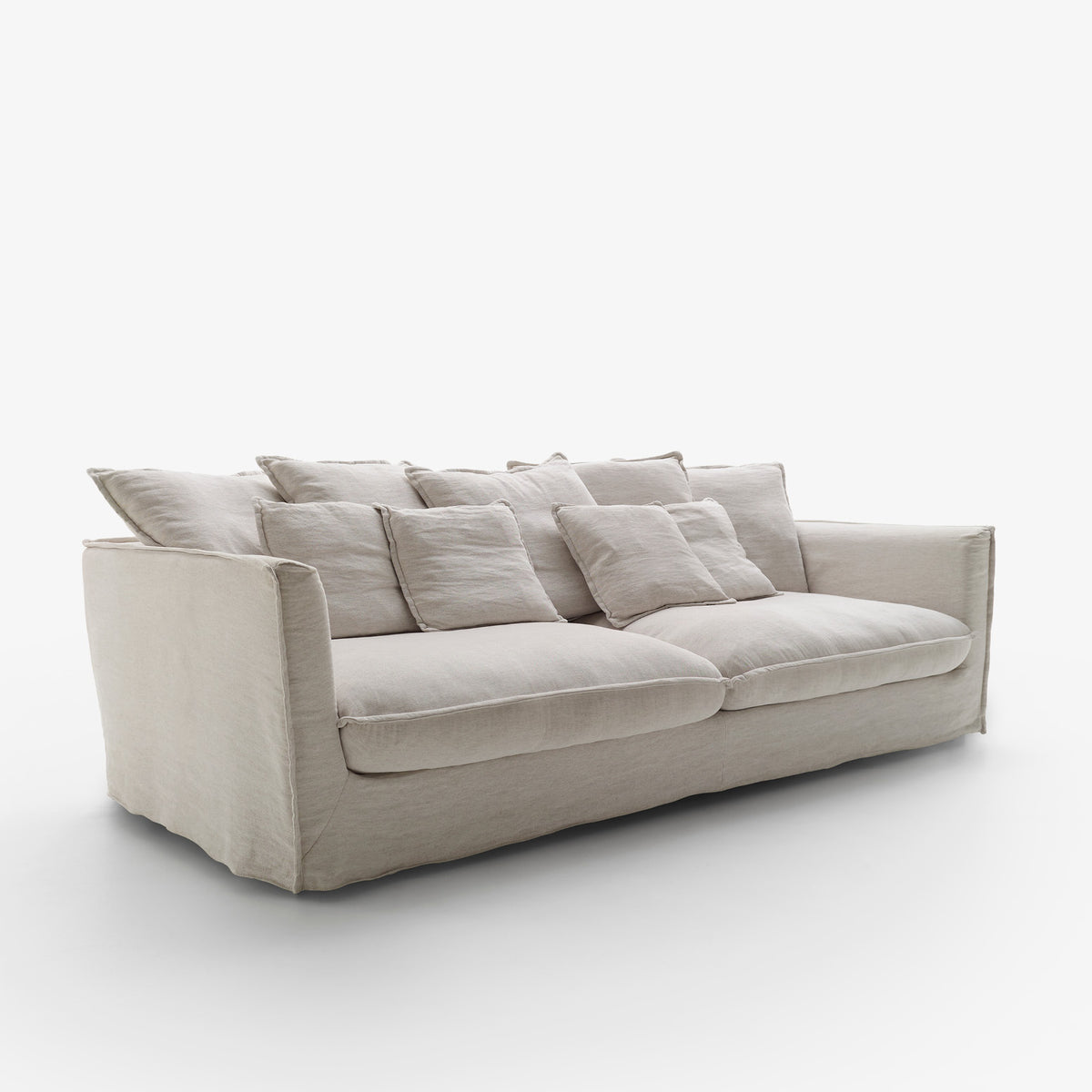 ספת LOFT מבית Frajumar עם כריות נדיבות