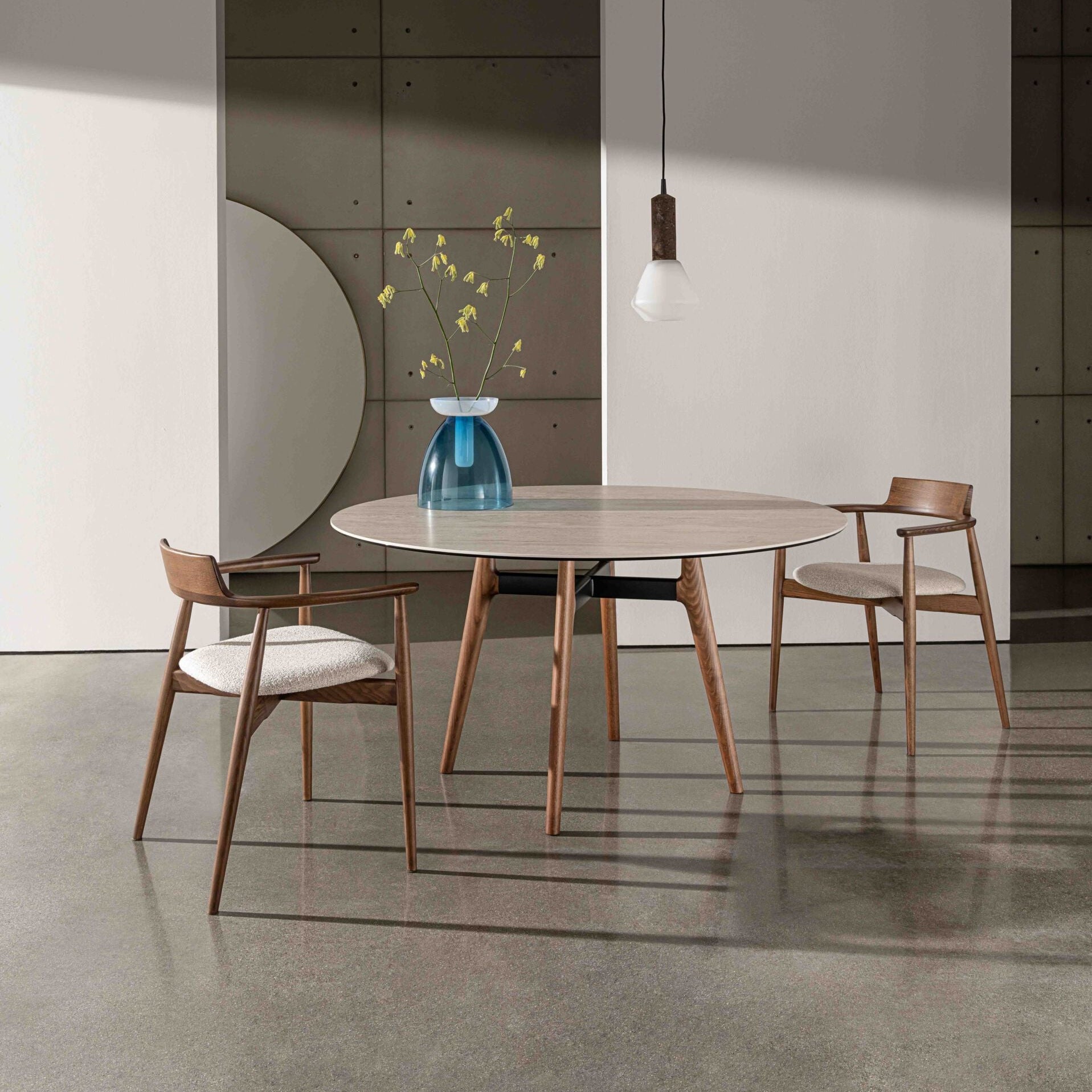 שולחן Lewood Round מבית Sovet