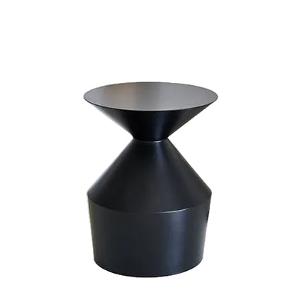 שולחן צד Shape מבית Viccarbe