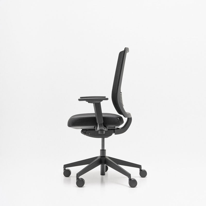כסא משרדי APEX מבית MDD – תמונה 3