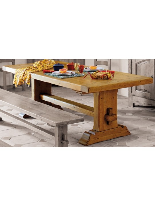 שולחן אוכל כפרי